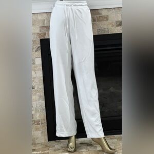 Nike Size XL 🆕Sportswear Swoosh Design Loose Fit Pants